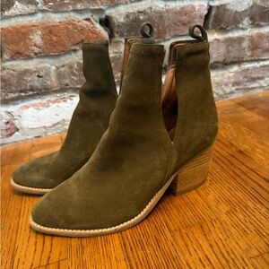 Jeffrey Campbell Green suede Ankle Boots